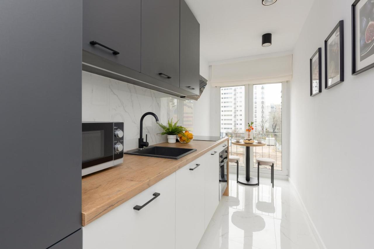 Stylish Apartment Heart Of Warsaw By Noclegi Renters Extérieur photo