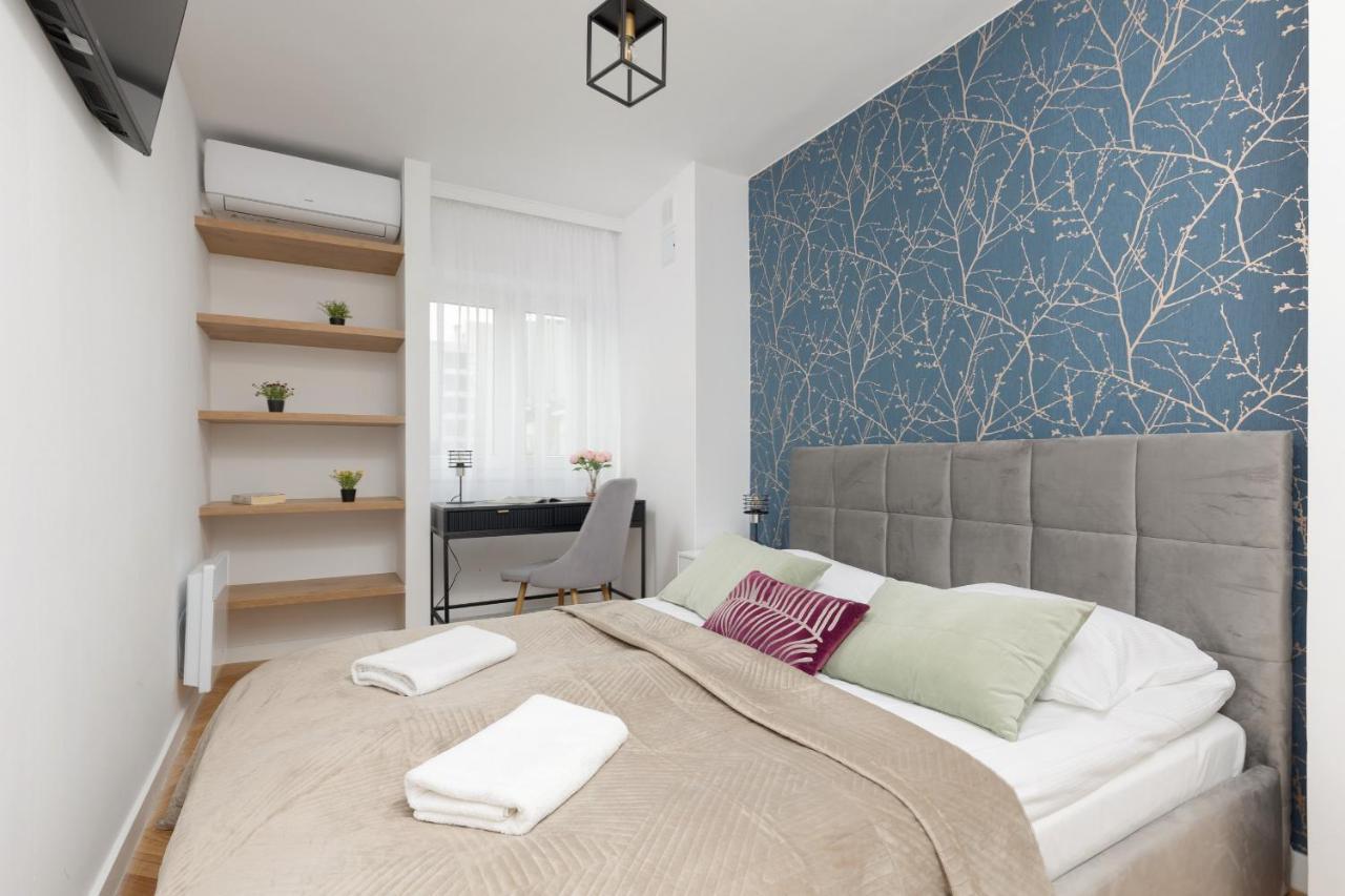 Stylish Apartment Heart Of Warsaw By Noclegi Renters Extérieur photo