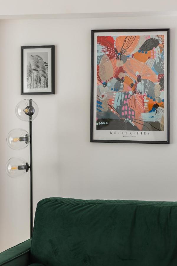 Stylish Apartment Heart Of Warsaw By Noclegi Renters Extérieur photo